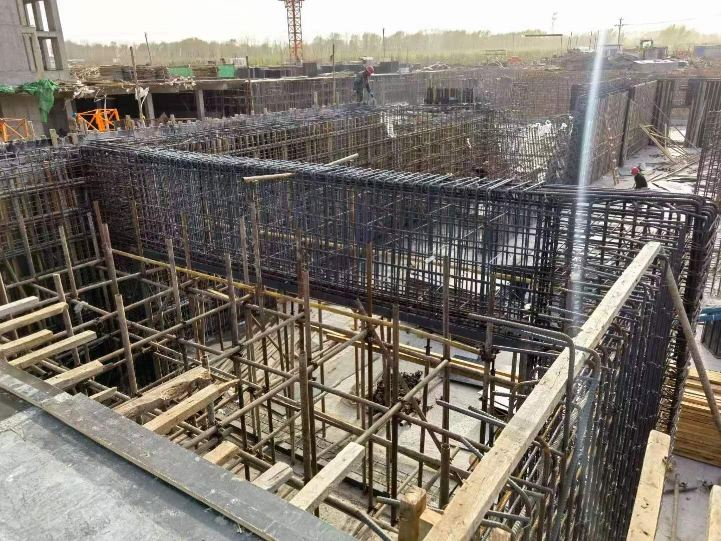云梦建筑基础筏板施工时混凝土有哪些常见问题?